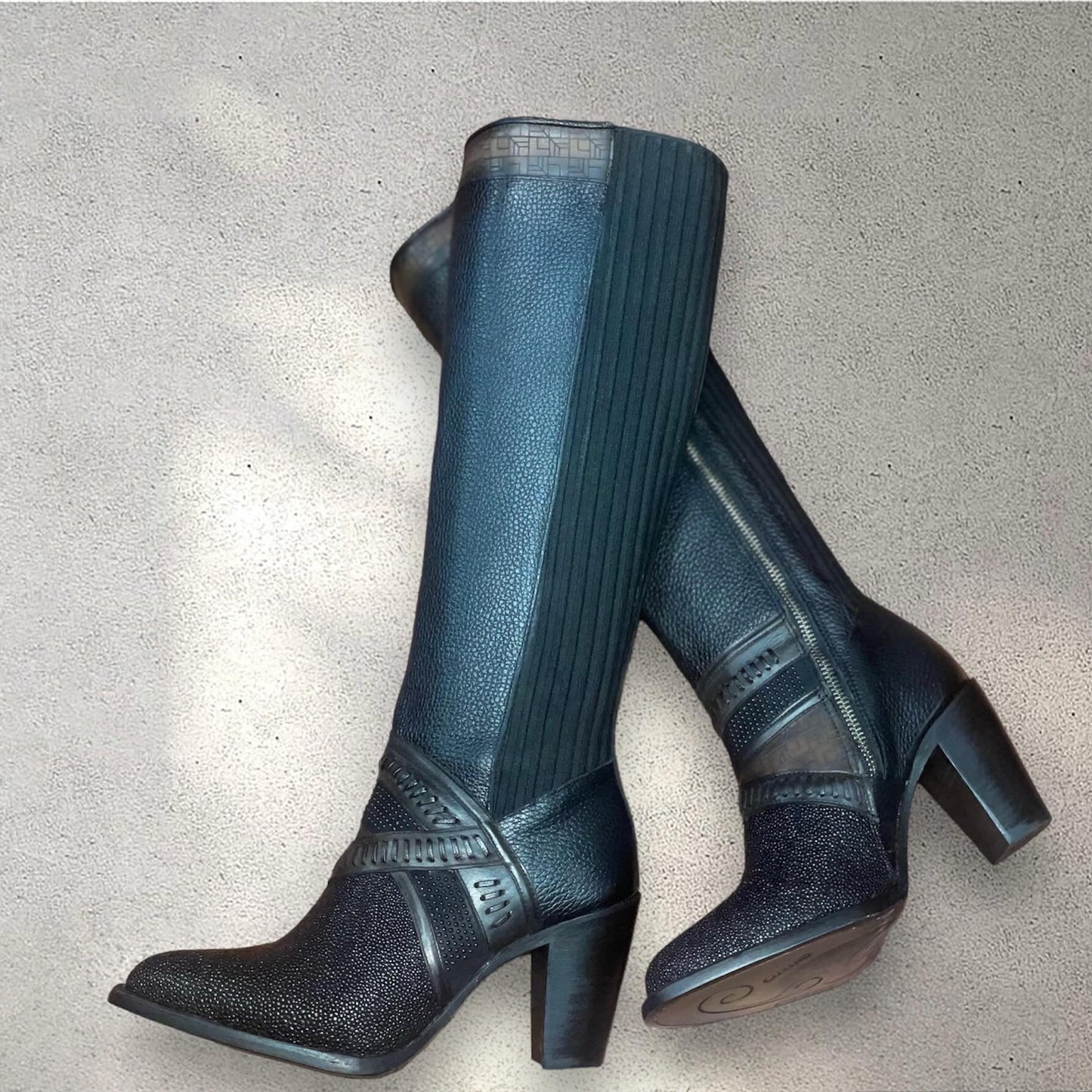 Black Stingray High-heeled Boots