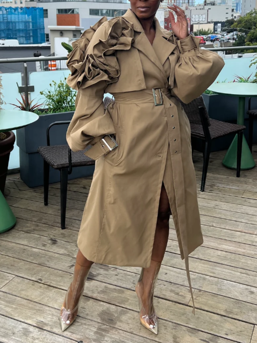 Three-Dimensional Ruffled Jacket