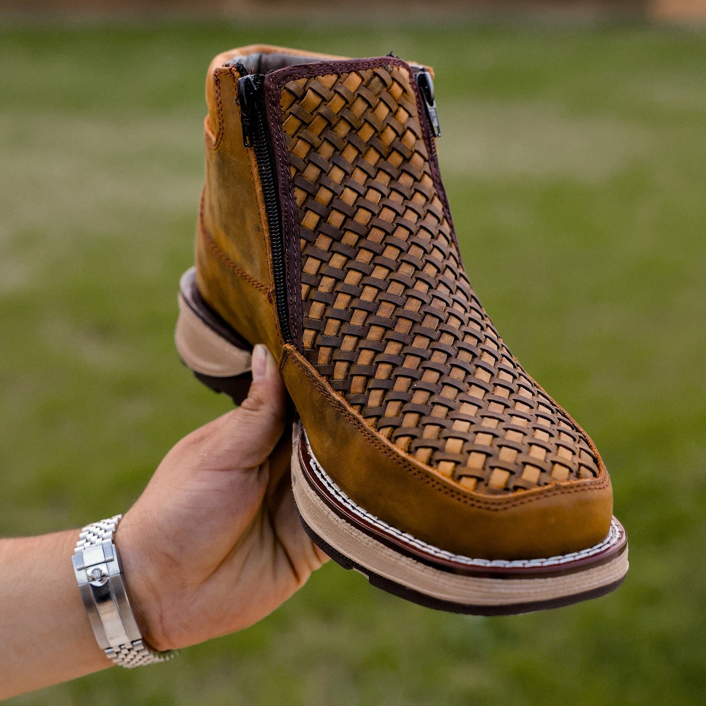 Hand-woven Western Cowboy Boots