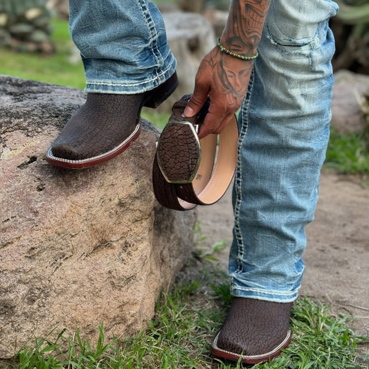 Vintage-textured Western Cowboy Boots
