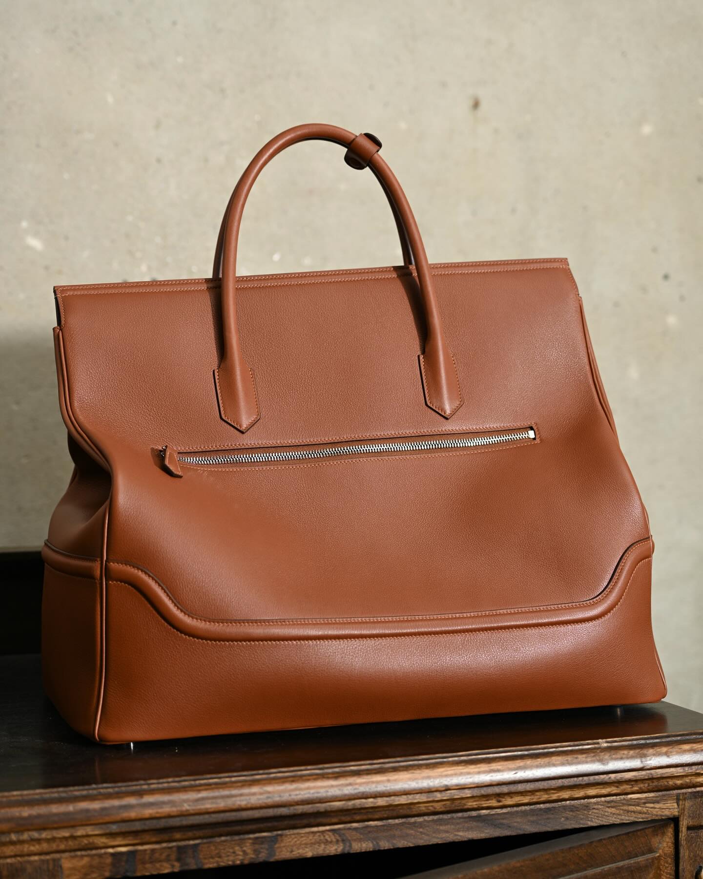 Classic Handbag with Leather Frame Shoulder Strap