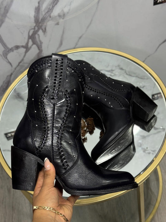 Vintage Cowhide Boots