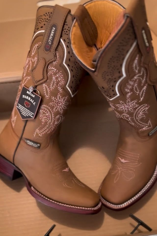 Hand-embroidered Western Boots