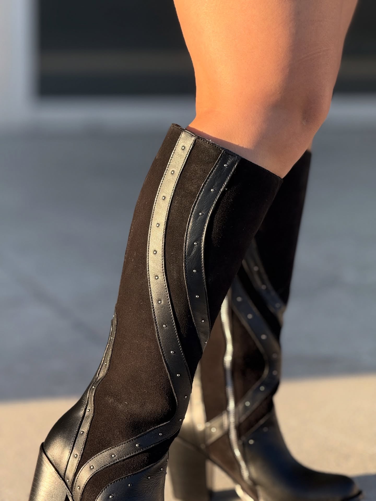 Minimalist Suede Western Boots