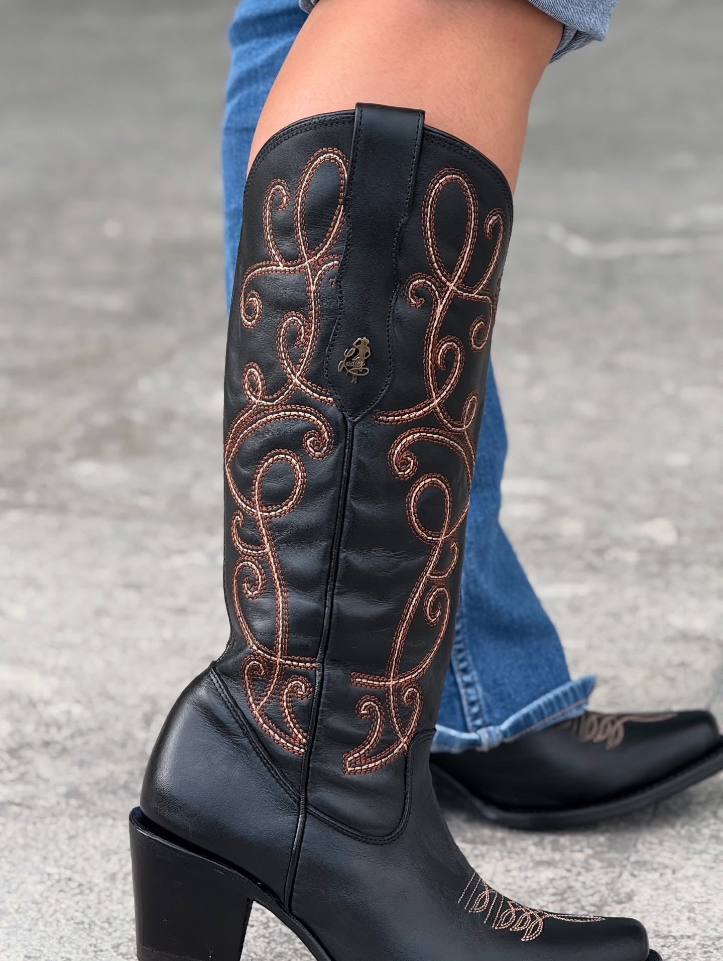 Italian Cowhide Embroidered Boots