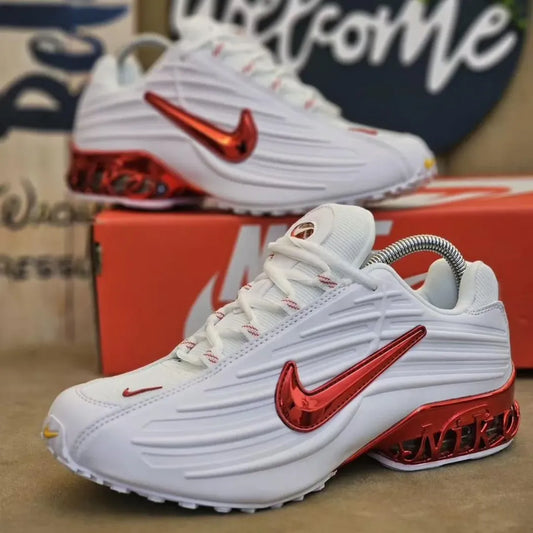 Air Max Plus Sneakers