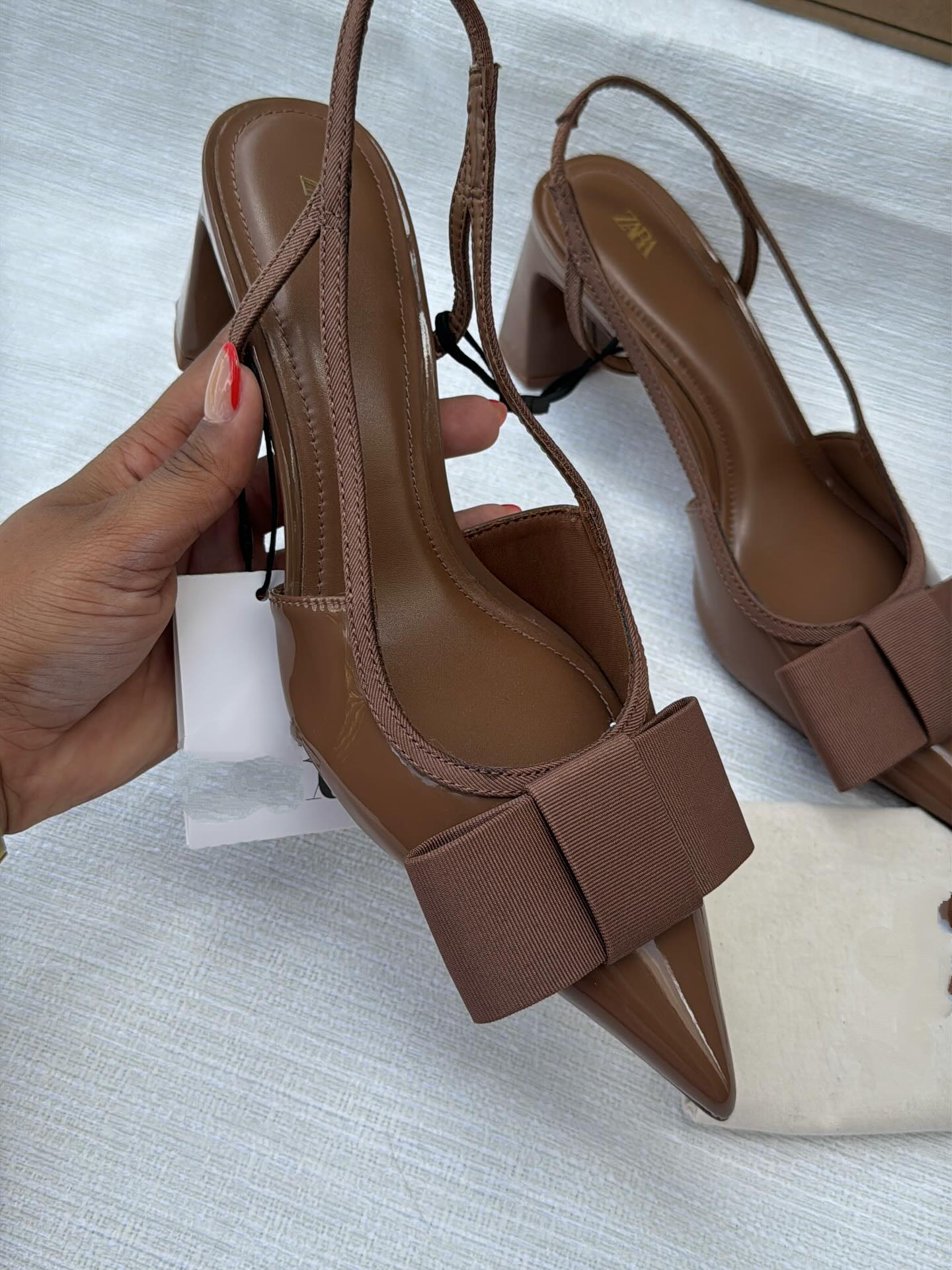 Pointed Bowknot Chunky Heels